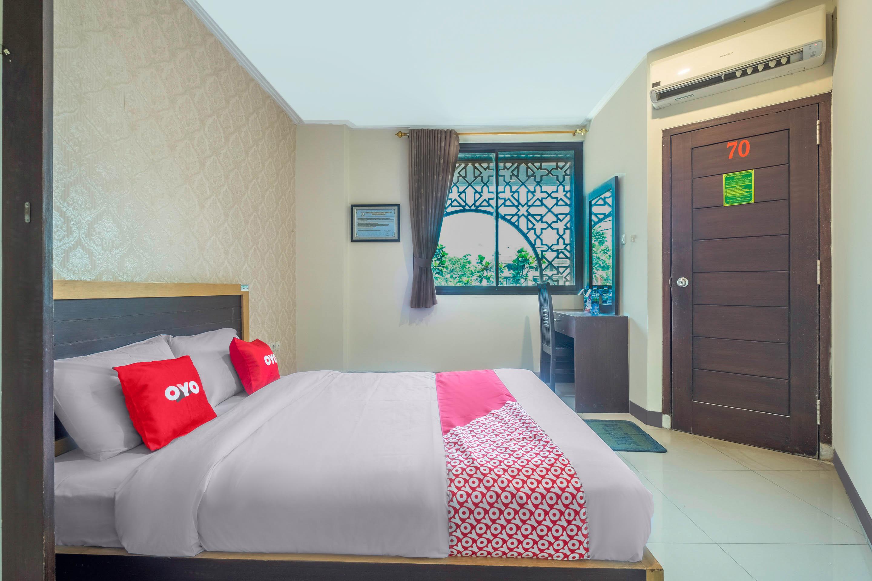 Oyo 2132 Pondok Avicenna Cirebon Εξωτερικό φωτογραφία