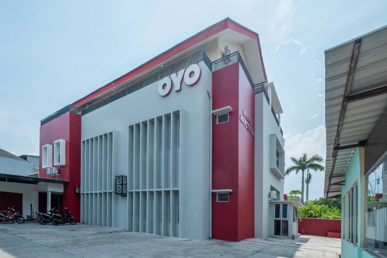 Oyo 2132 Pondok Avicenna Cirebon Εξωτερικό φωτογραφία