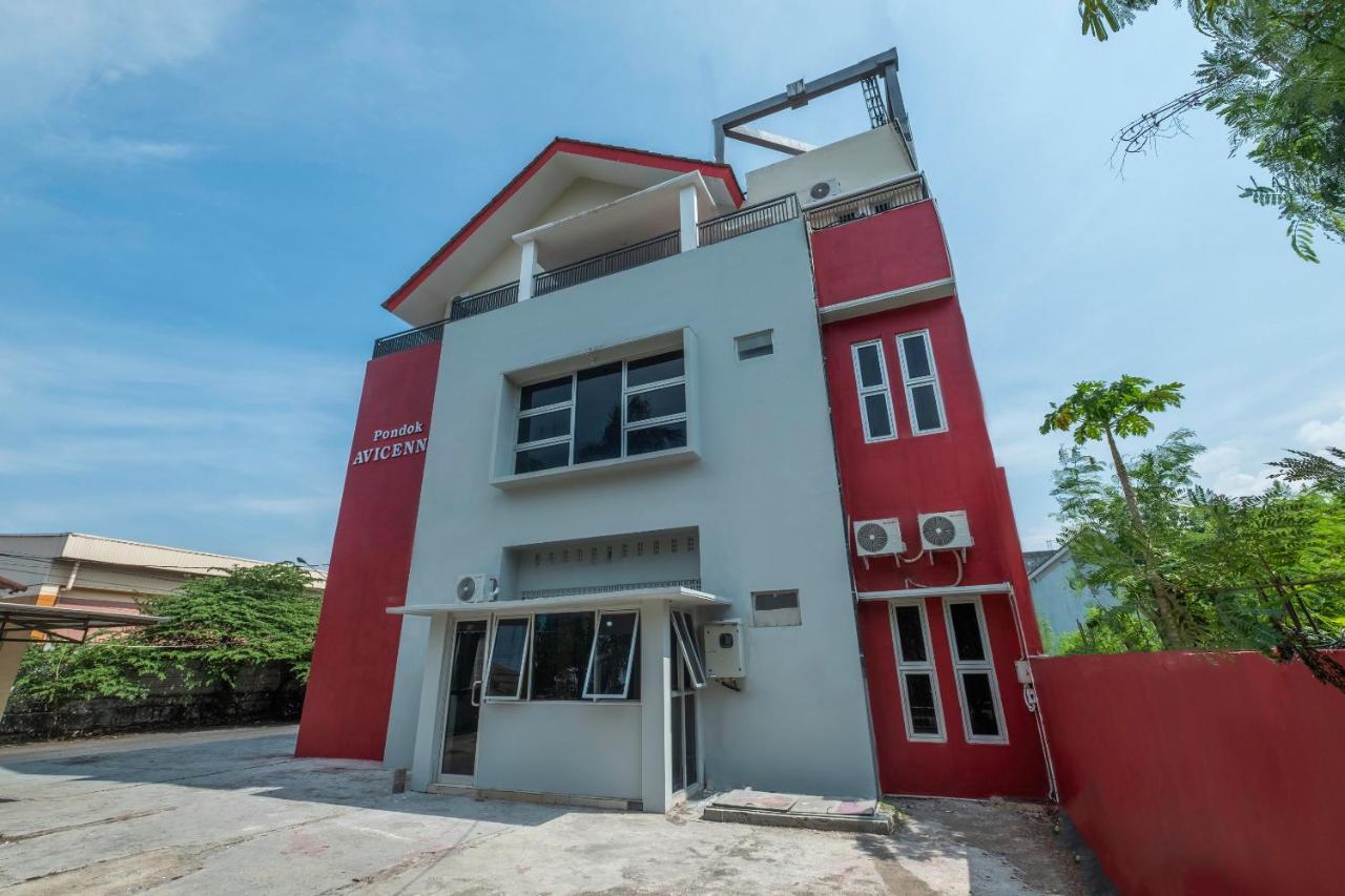 Oyo 2132 Pondok Avicenna Cirebon Εξωτερικό φωτογραφία
