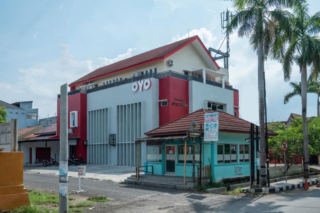 Oyo 2132 Pondok Avicenna Cirebon Εξωτερικό φωτογραφία